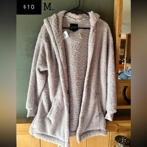 Selling clothes, all new unused and with tags